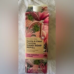 Bath & Body Works Pink Pineapple Foaming Hand Soap Refill - Pink & Green